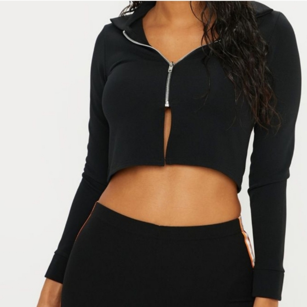 PLT Black Ribbed Collar Zip Up Crop Top